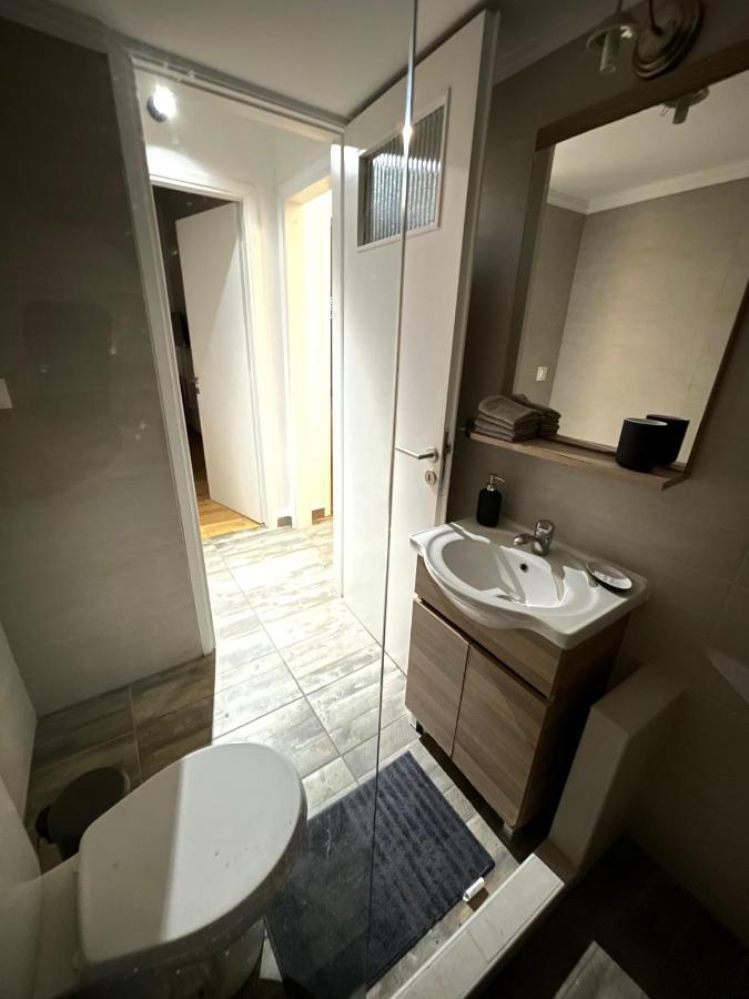 Olympic Hadrian Apartment Next To Acropolis アテネ エクステリア 写真